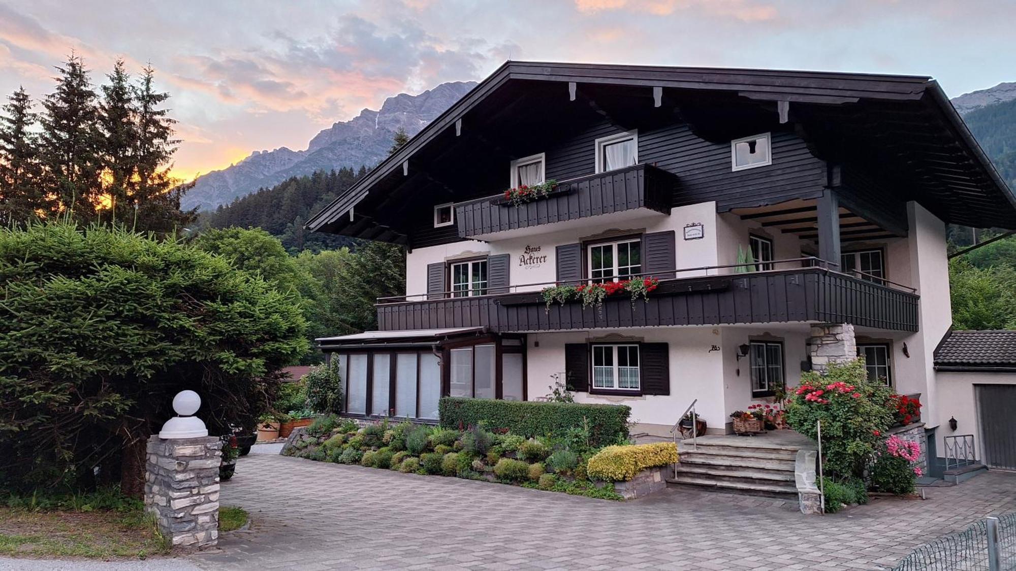 Апартаменти Haus Ackerer Леоганг Екстер'єр фото